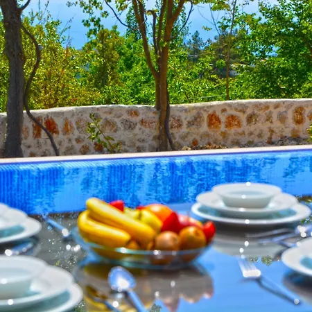 فيلة Carna Islamlar (Mediterranean)