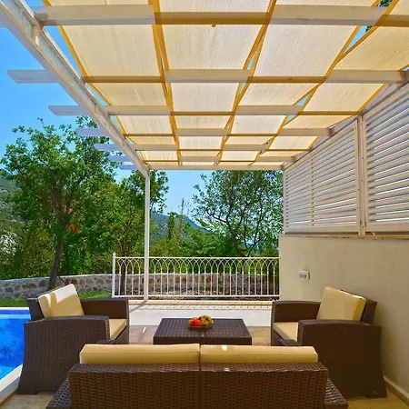 Carna Villa